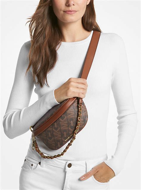 michael kors slater vanilla|Slater Medium Signature Logo Sling Pack .